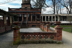 Neuruppiner Tempelgarten, Türkische Villa, Foto: Franziska Kabelitz